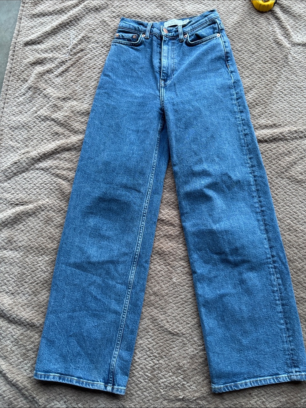 & Other Stories High-Rise Wide Leg Jeans in Blue Denim